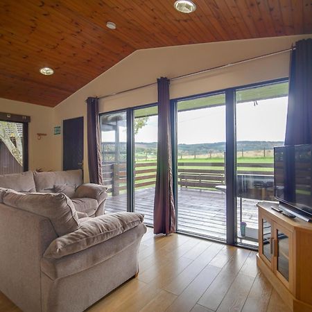 Glenview Chalet Park 인버네스 외부 사진
