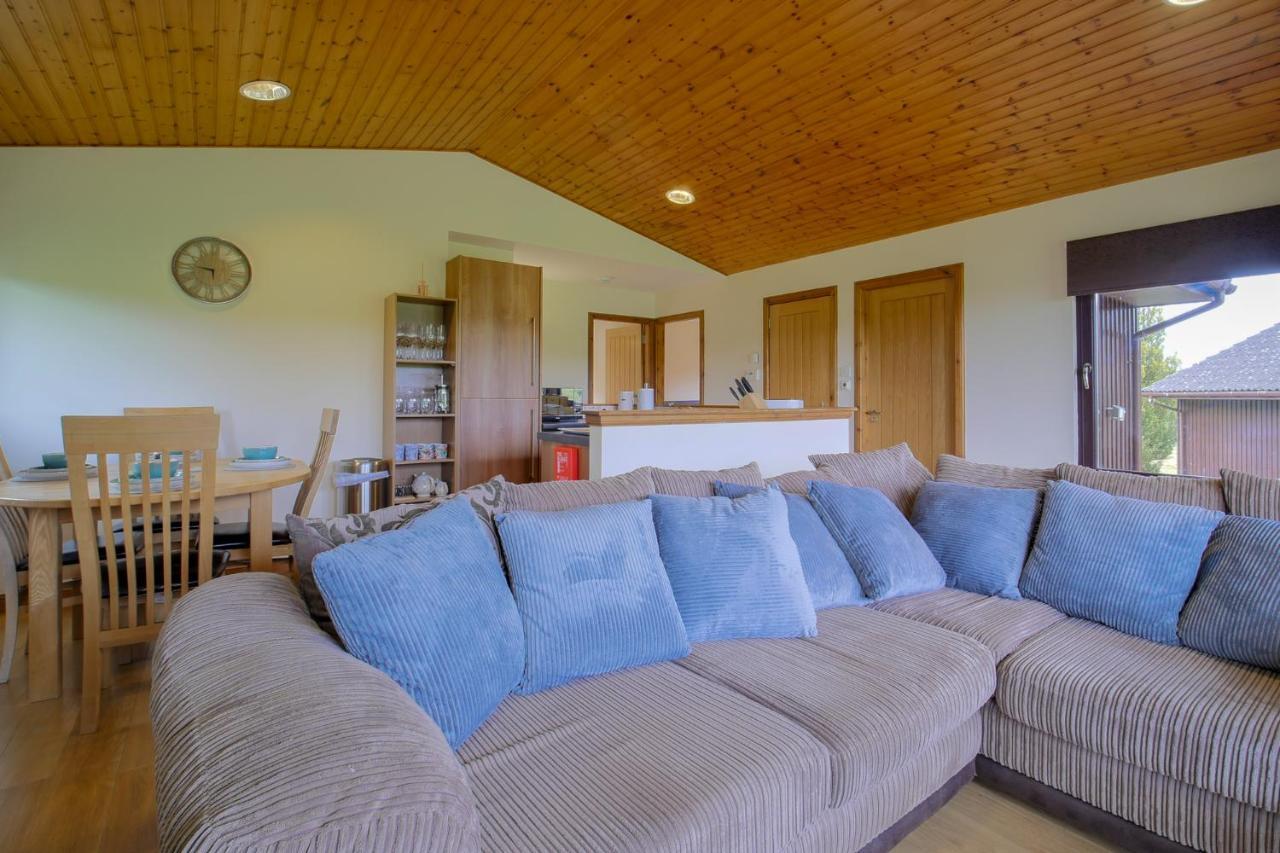 Glenview Chalet Park 인버네스 외부 사진