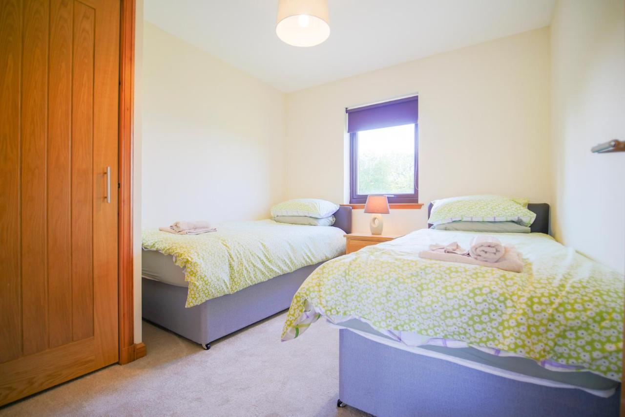 Glenview Chalet Park 인버네스 외부 사진